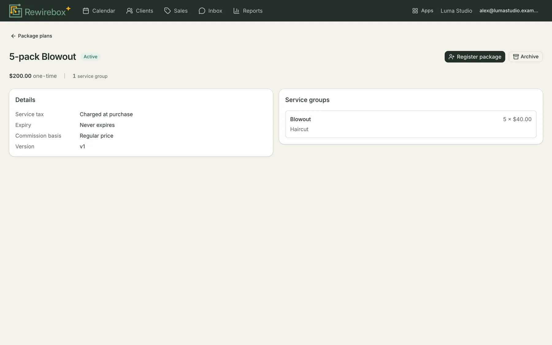 A package plan open for editing, listing the services included, how many sessions of each, and the price.